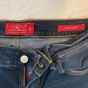 Lucky Brand size 6/28 skinny